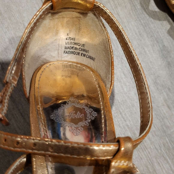 Sandals - Picture 3 of 3